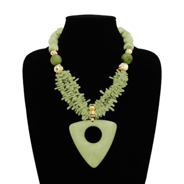 BEADED STONE PENDANT STATEMENT NECKLACE