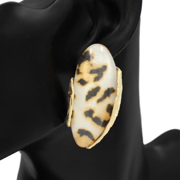 RESIN OVAL STATEMENT STUD EARRING