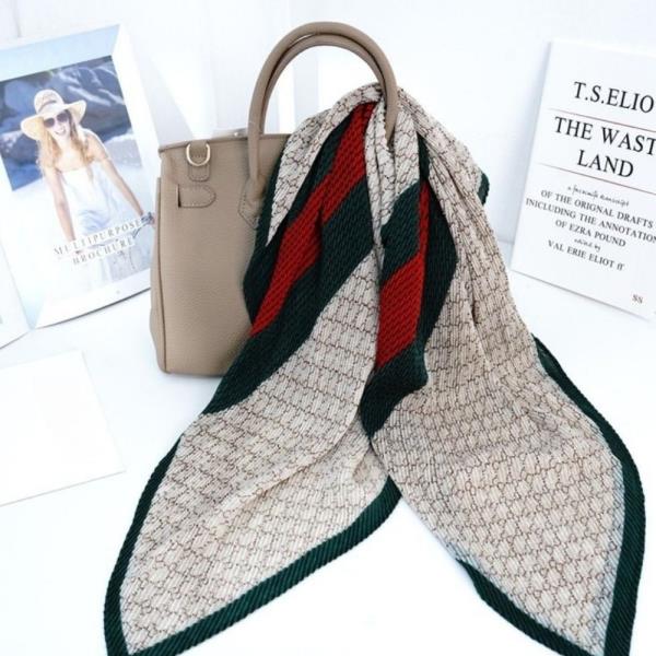 ILKY CHAIN PRINT STRIPE PLEATED SQUARE NECK SCARF