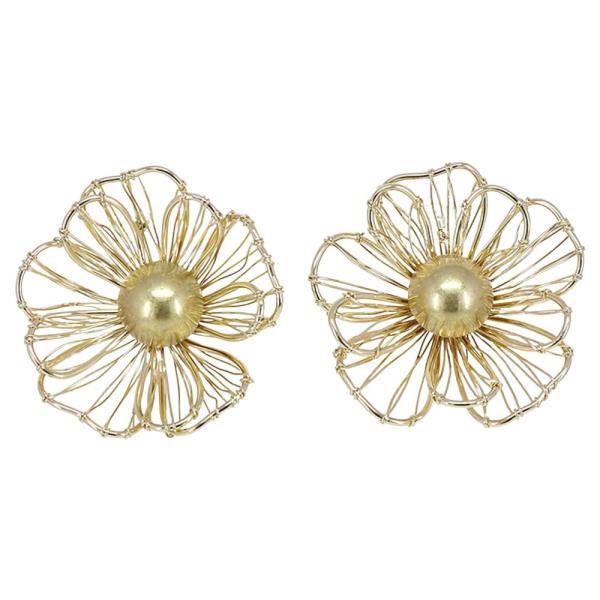 METAL WIRE FLOWER PEARL CENTER STUD EARRING