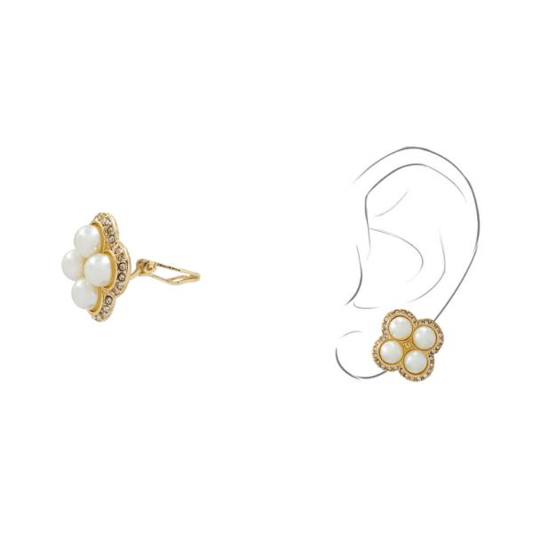 PEARL CLOVER CLIP ON EARRING