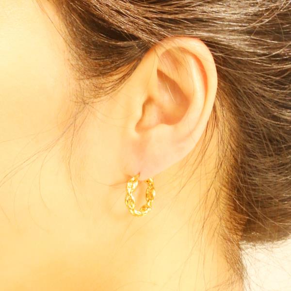 14K GOLD / WHITE GOLD DIPPED FARANDOLE LINK HUGGIE HOOP EARRING