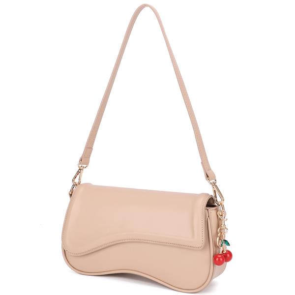 SMOOTH CHIC SHOULDER BAG W CHERRY KEYCHAIN