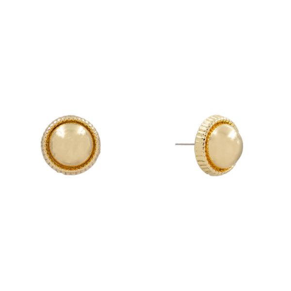 METAL DISC STUD EARRING