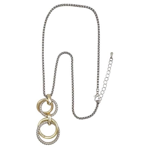 CROSSOVER RINGS PENDANT NECKLACE