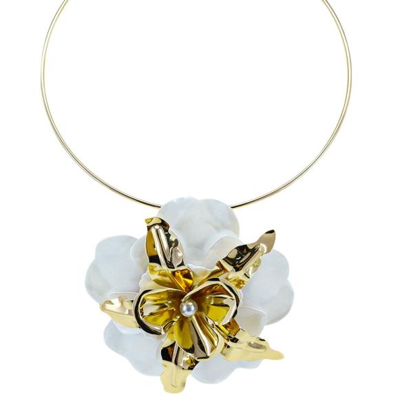 PEARL FLOWER WIRE STATEMENT NECKLACE