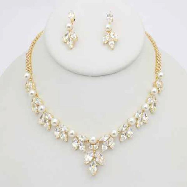 CZ STONE PEARL NECKLACE EARRING SET