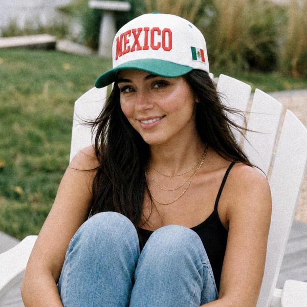ETA-6/11 CC WHITE CROWN FLAG TRUCKER HAT