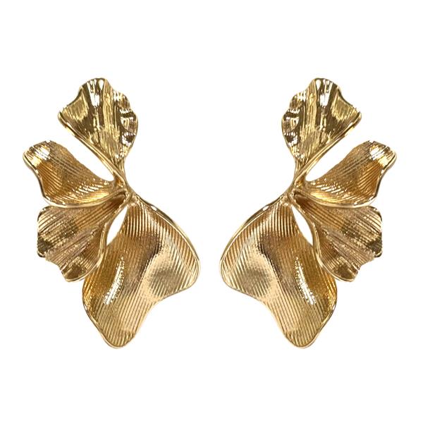 HAMMERED METAL LEAF STUD EARRING