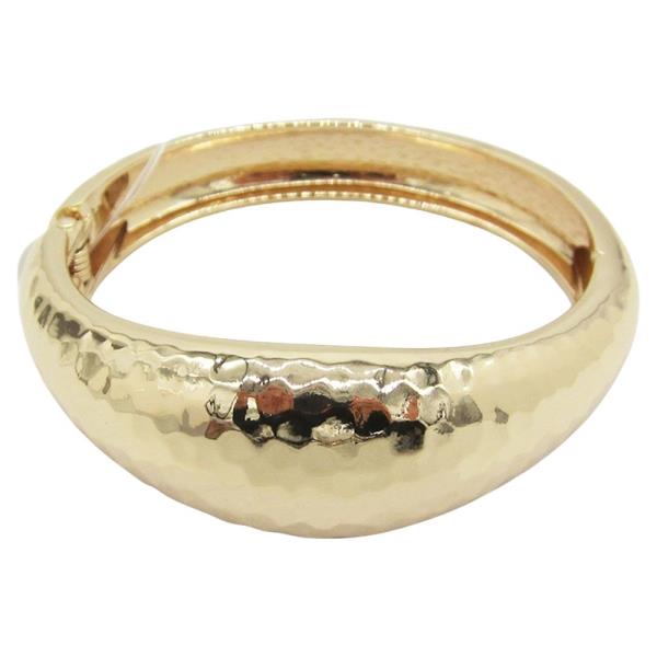 HAMMERED METAL HINGED BANGLE BRACELET